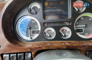 Тягач DAF XF 105 2012 в 