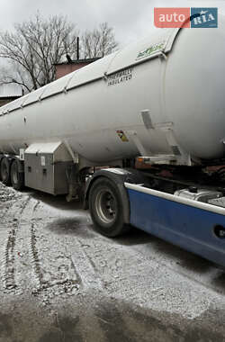 Бензовоз DAF XF 105 2012 в 