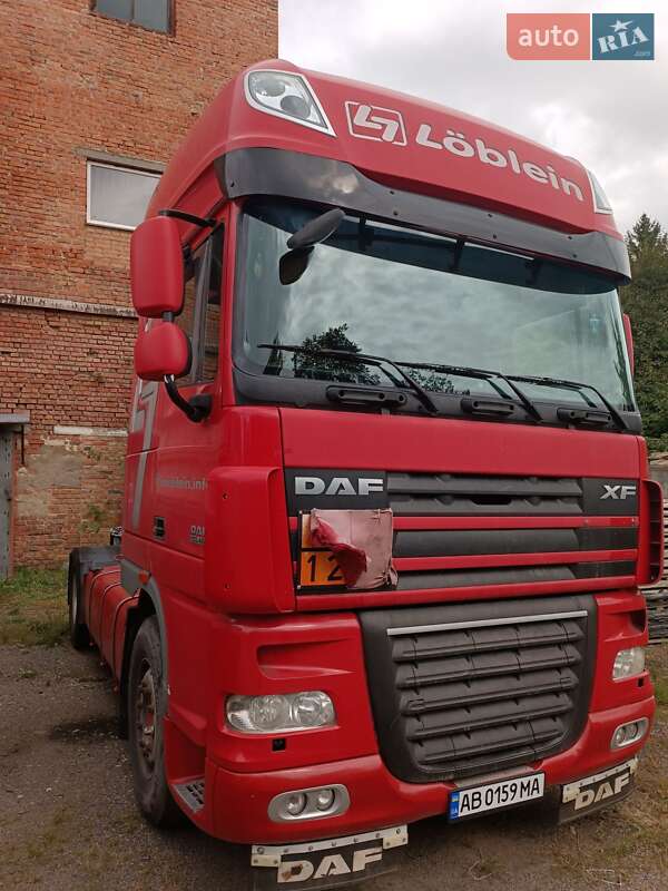 Тягач DAF XF 105 2012 в 