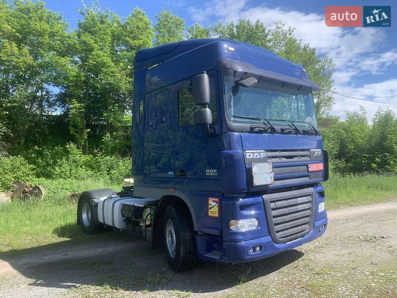 Тягач DAF XF 105 2013 в Виннице
