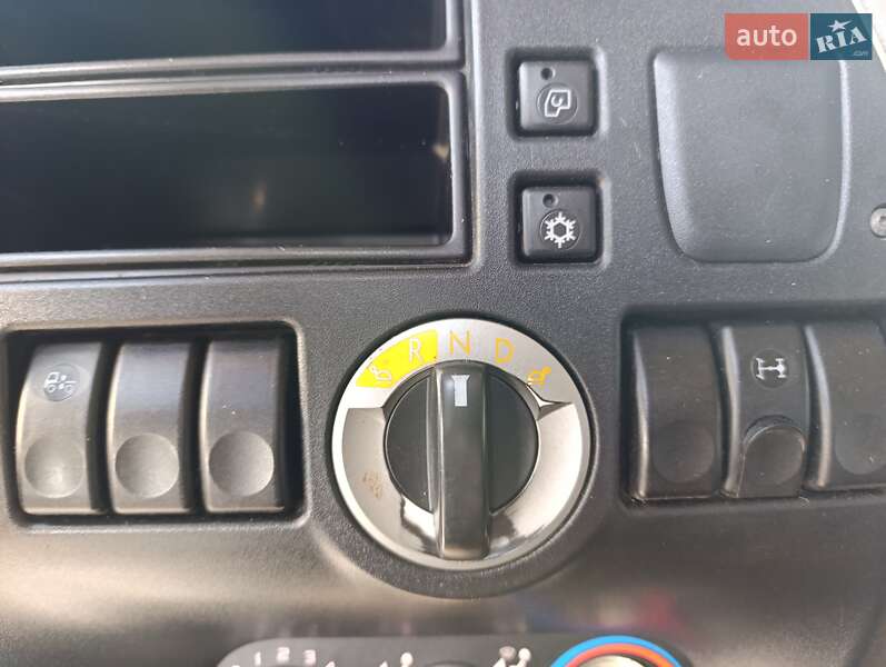 Тягач DAF XF 105 2012 в Ровно