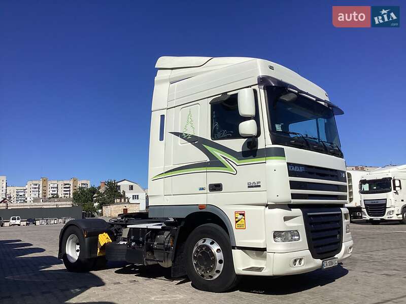 Тягач DAF XF 105 2012 в Черкассах