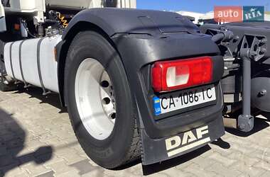 Тягач DAF XF 105 2012 в 
