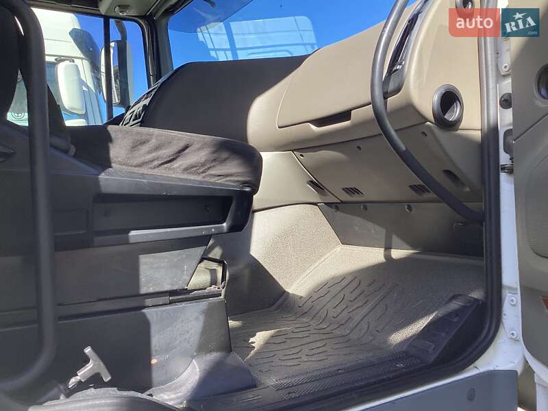 Тягач DAF XF 105 2012 в Черкассах
