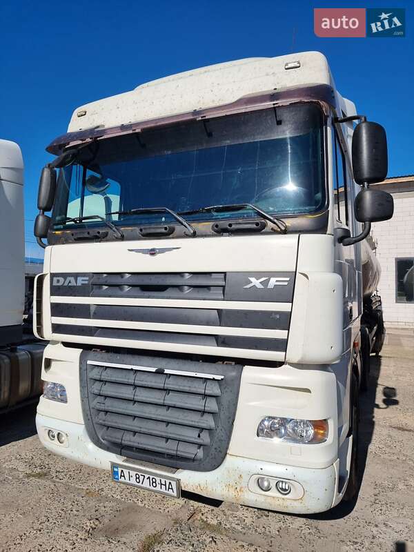 Тягач DAF XF 105 2010 в Броварах