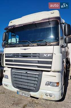 Тягач DAF XF 105 2010 в 