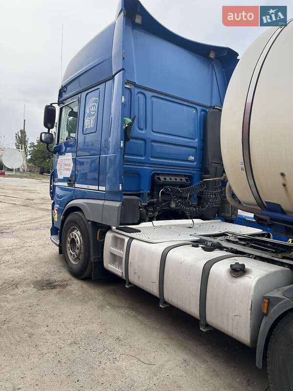 Тягач DAF XF 105 2013 в Полтаве