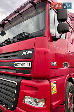 Тягач DAF XF 105 2010 в 