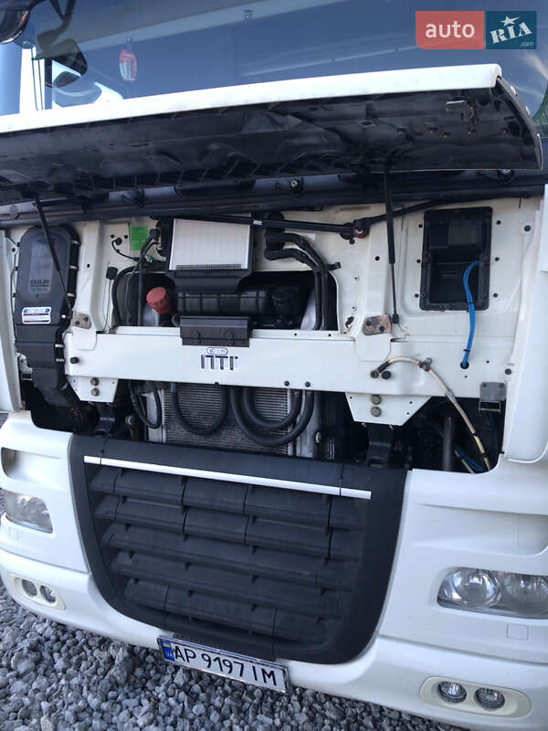 Тягач DAF XF 105 2013 в Запоріжжі