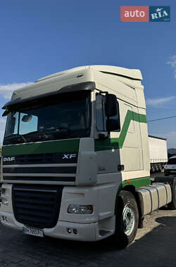 Тягач DAF XF 105 2011 в Южному