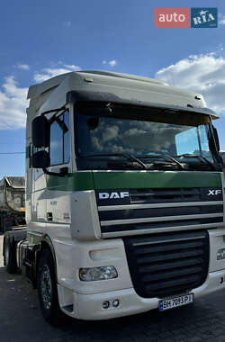 Тягач DAF XF 105 2011 в 