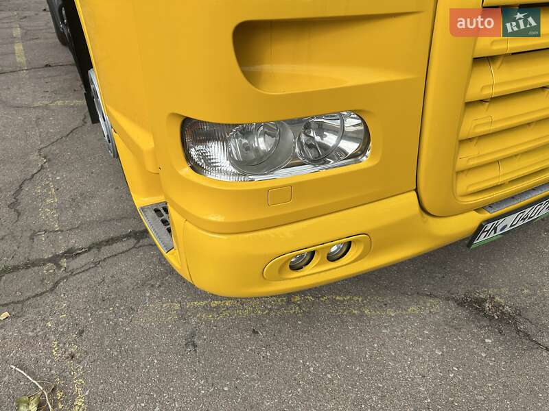 Тягач DAF XF 105 2013 в Киеве