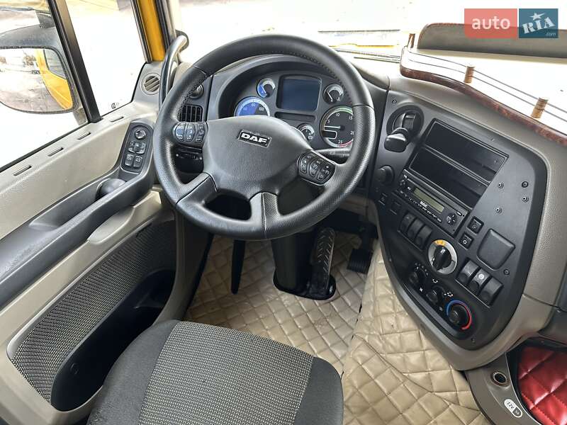 Тягач DAF XF 105 2013 в Киеве