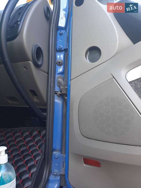 Тягач DAF XF 105 2009 в Запорожье