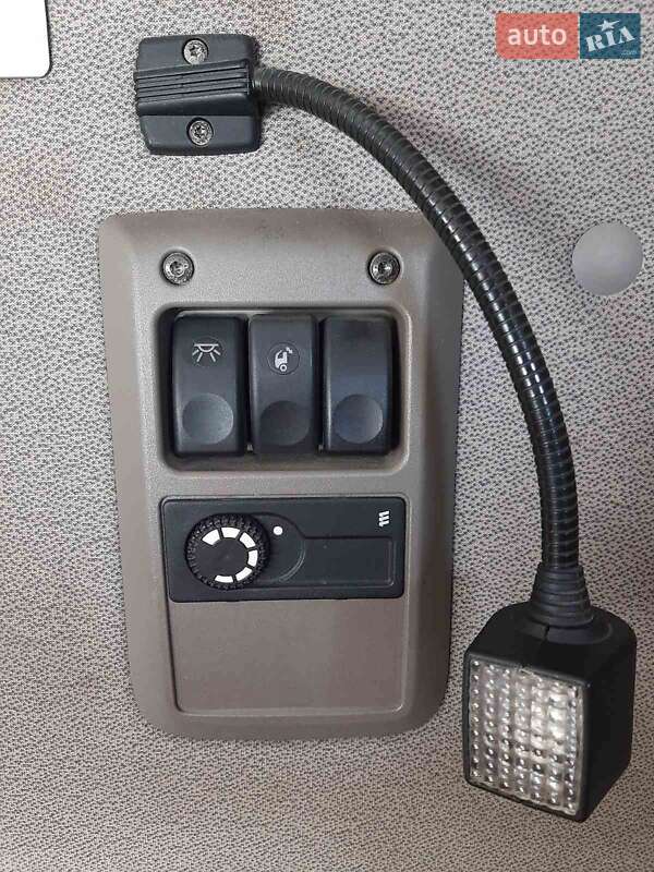 Тягач DAF XF 105 2010 в Запоріжжі