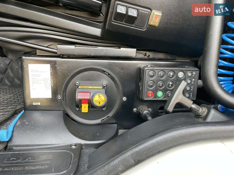 Самосвал DAF XF 105 2009 в Киеве