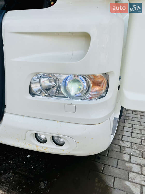 Самосвал DAF XF 105 2009 в Киеве