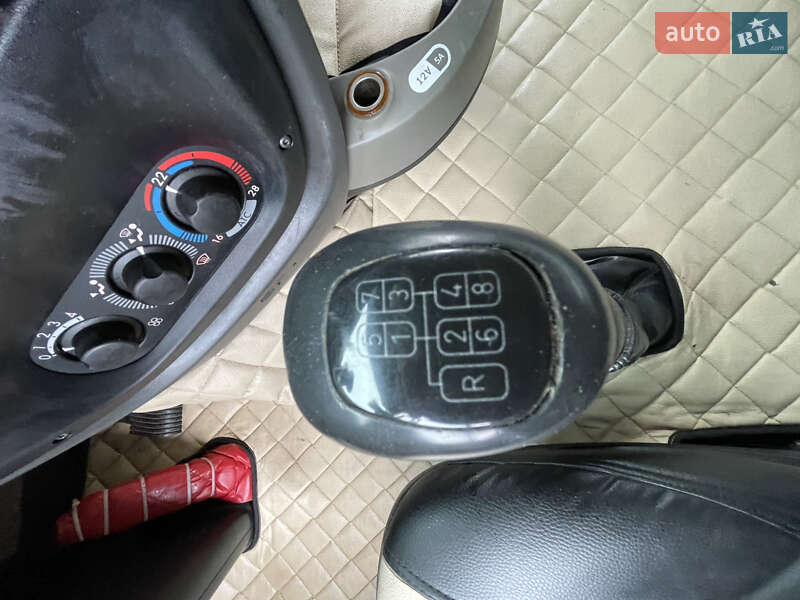 Тягач DAF XF 105 2011 в Ровно