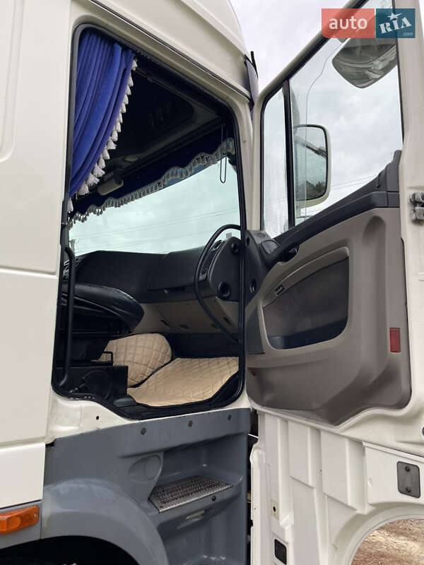 Тягач DAF XF 105 2011 в Ровно