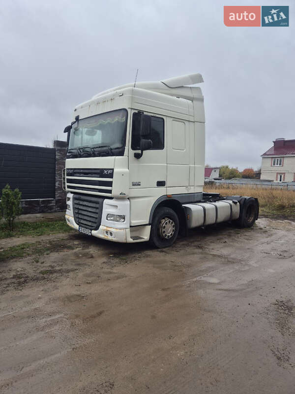 Тягач DAF XF 105 2013 в Чернигове