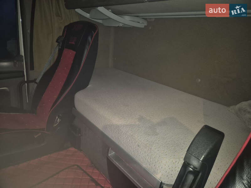 Тягач DAF XF 105 2013 в Чернигове