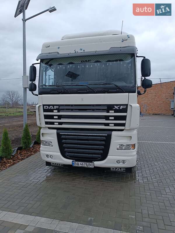 Тягач DAF XF 105 2007 в Буче