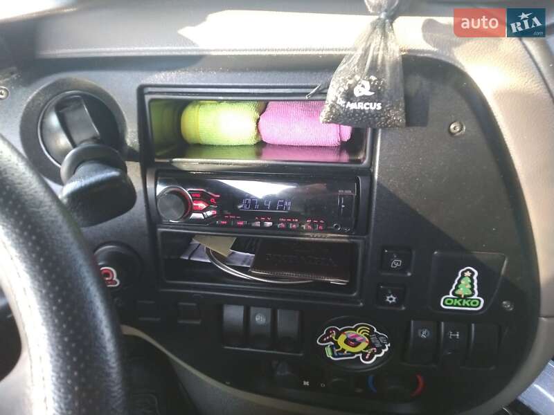 Тягач DAF XF 105 2007 в Буче