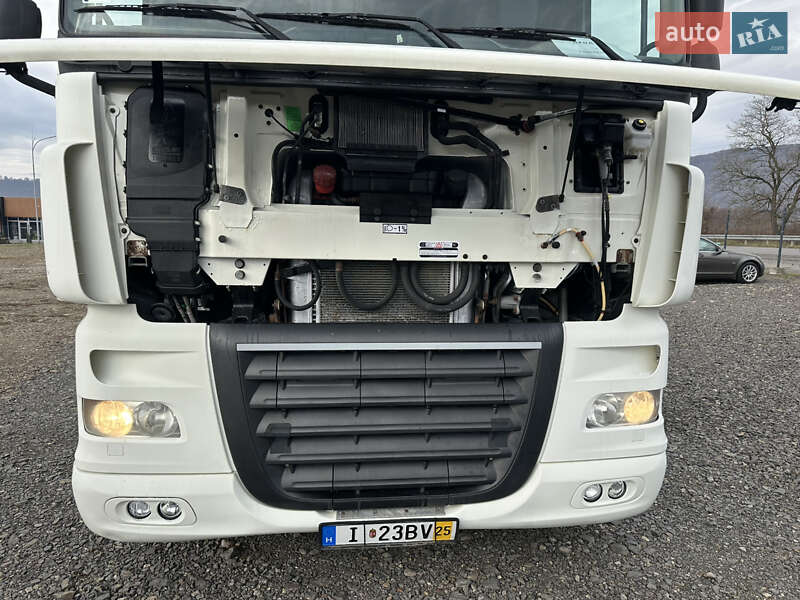 Тягач DAF XF 105 2010 в Хусті