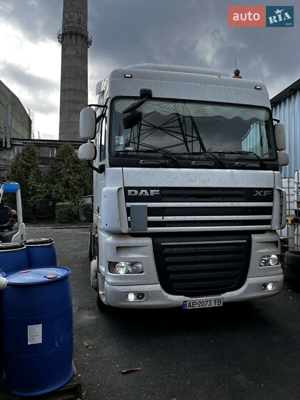 Тягач DAF XF 105 2007 в Дніпрі фото 2 Тягач DAF XF 105 2007 в Дніпрі