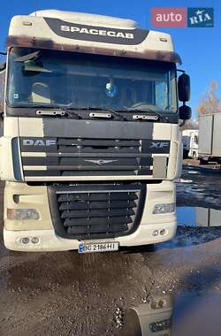 Тягач DAF XF 105 2009 в Рава-Русской