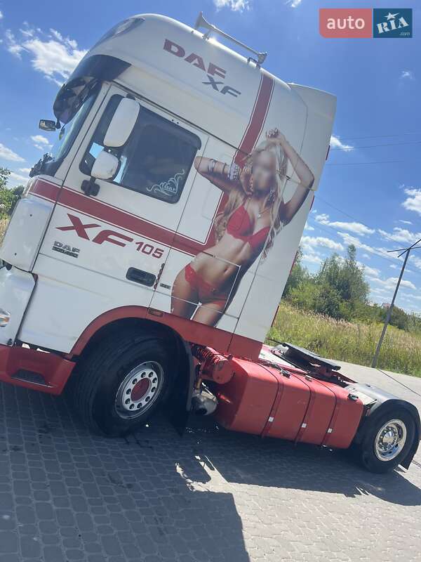 Тягач DAF XF 105 2009 в Жовкві