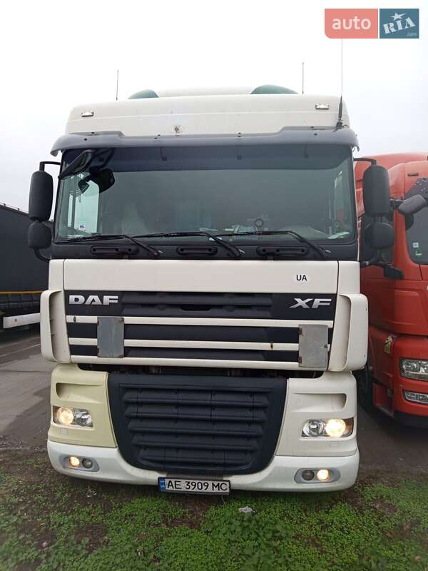 Тягач DAF XF 105 2011 в Рівному фото Тягач DAF XF 105 2011 в Рівному