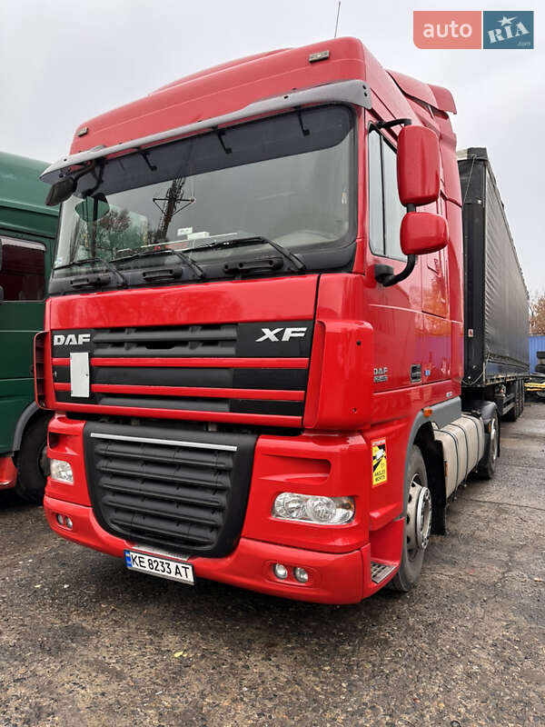Тягач DAF XF 105 2013 в Днепре