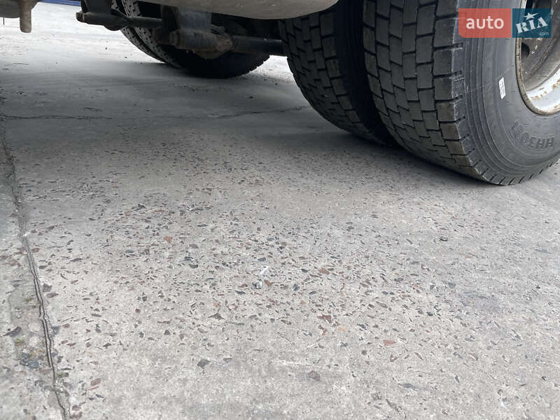 Тягач DAF XF 105 2012 в Киеве