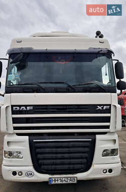 Тягач DAF XF 105 2007 в Одесі