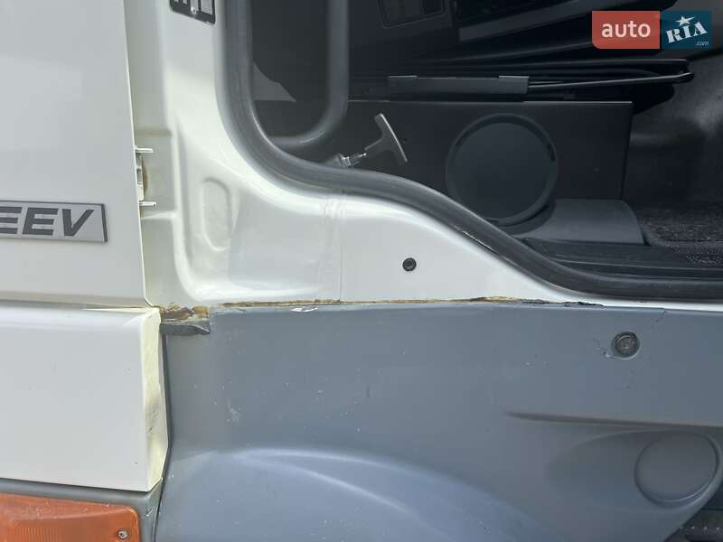 Тягач DAF XF 105 2012 в Киеве