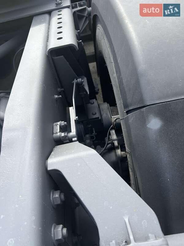 Тягач DAF XF 105 2012 в Киеве