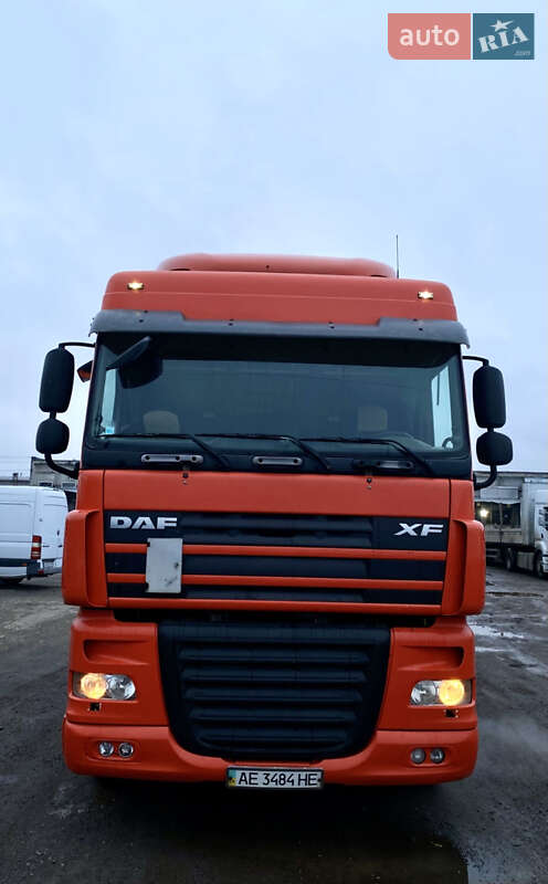 Тягач DAF XF 105 2008 в Днепре