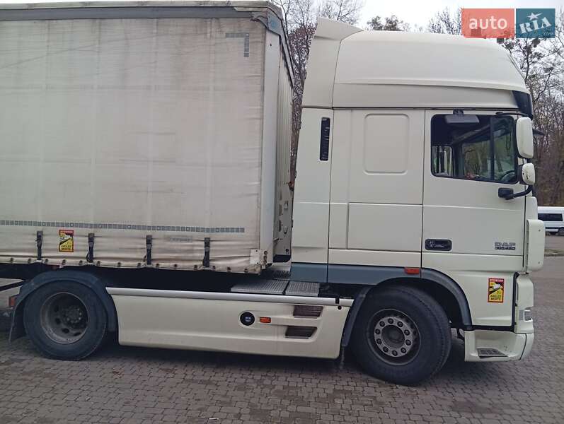 Тягач DAF XF 105 2011 в Львове