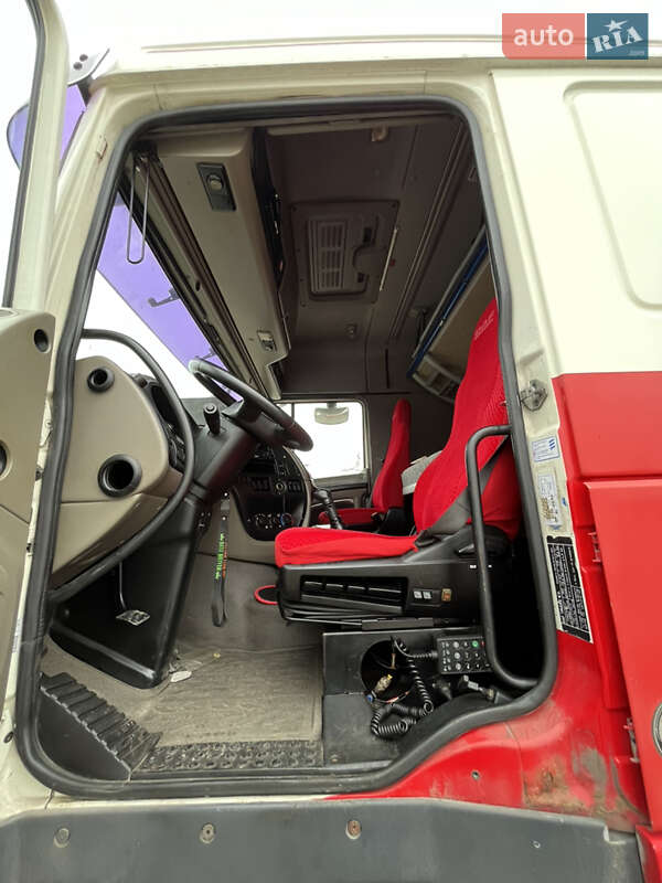 Тягач DAF XF 105 2007 в Полтаве