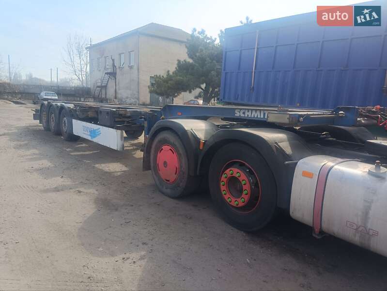 Тягач DAF XF 105 2007 в Одессе