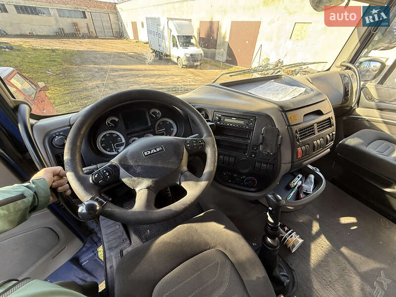 Тягач DAF XF 105 2011 в Самборе