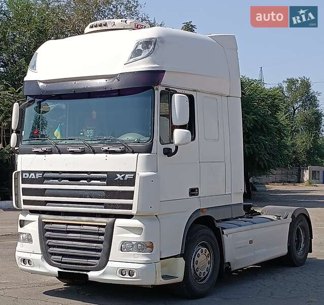 Тягач DAF XF 105 2009 в Запоріжжі