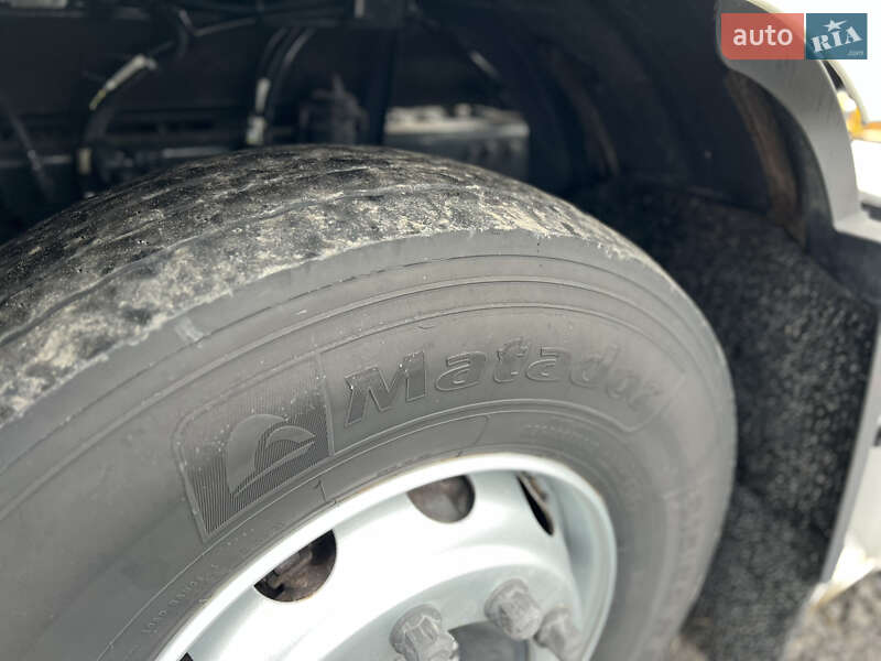 Тягач DAF XF 105 2013 в Ковелі