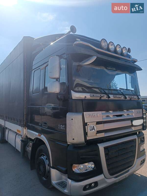 Тентованый DAF XF 105 2008 в Жовкве