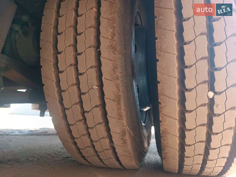 Тентованый DAF XF 105 2008 в Жовкве