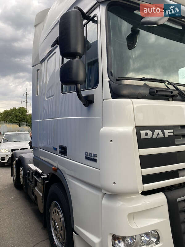 Тягач DAF XF 105 2013 в Одессе