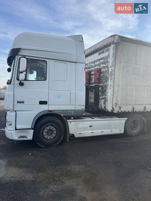 Тягач DAF XF 105 2011 в Ужгороде