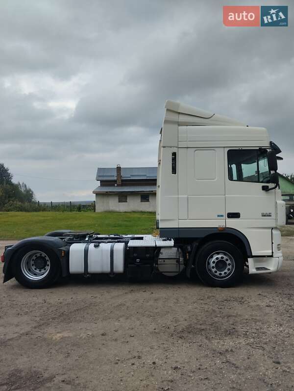 Тягач DAF XF 105 2013 в Шептицькому