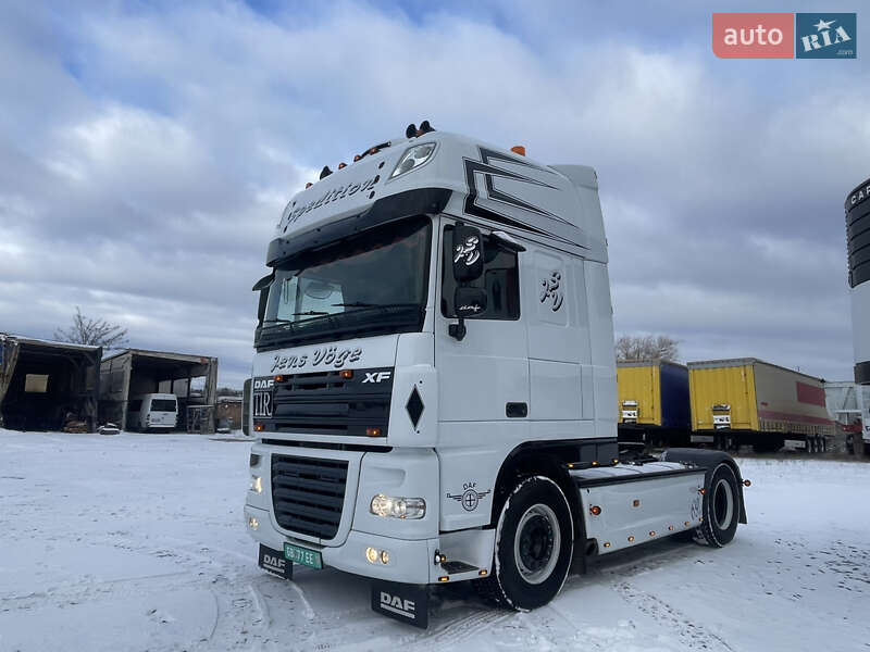 Тягач DAF XF 105 2013 в Вінниці